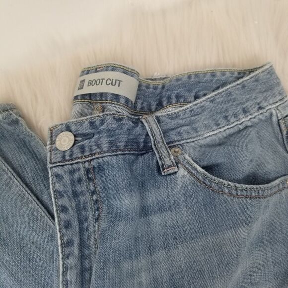 GAP BOOT CUT LIGHT WASH. SZ - Picture 8 of 8